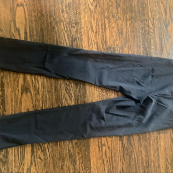 Skinny, stretchy rich back pants by Theory - Picture 5 of 5